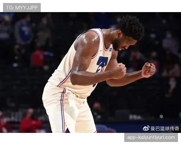德阿龙·福克斯连续突破篮下造杀伤，助力球队提升关键时刻进攻效率