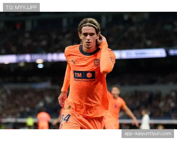 瓦伦西亚长期重建困局显现，球队当前稳定性承压，影响竞技表现