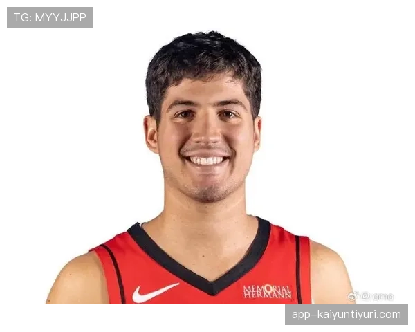 里德·谢泼德无球跑动拉开空间提升球队三分效率